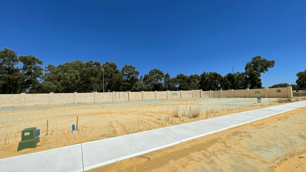 land-banner-pg
